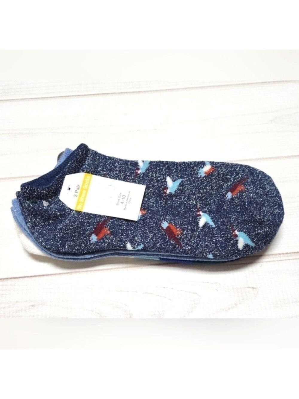 Time & Tru 3 Pair No Show Socks Fits Shoe Size 4-10 - New With Tags